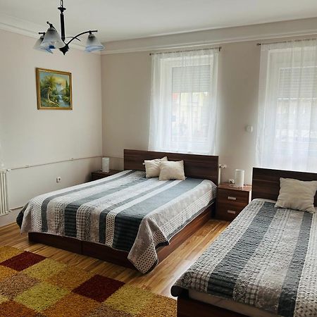 Huerkecz Apartmanhaz Hévíz Exteriér fotografie