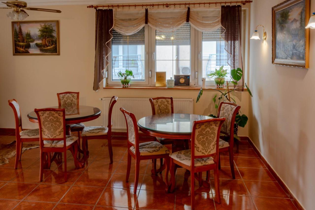 Huerkecz Apartmanhaz Hévíz Exteriér fotografie